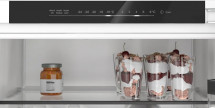 Встраиваемый двухкамерный холодильник Bosch KIN96SFD0, система MultiAirflow, функция суперзамораживание