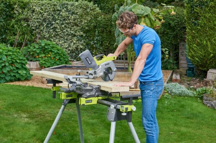 Торцовочная пила Ryobi R18MS216-0 (без АКБ)