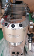Уценённая кофеварка рожковая De'Longhi EC 785.BG (сломана крышка, не влияет на работоспособность)