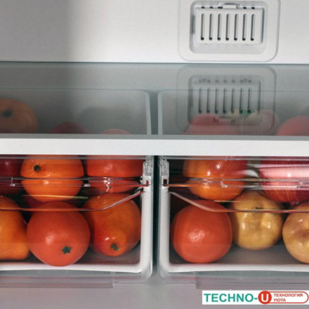 Холодильник Indesit DF 5200 S