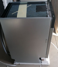 Уценённая посудомоечная машина Gorenje GV520E10 (вмятина на двери)