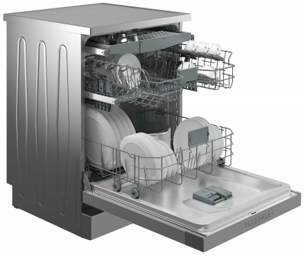 Посудомоечная машина Hotpoint HF 5C84 DW X