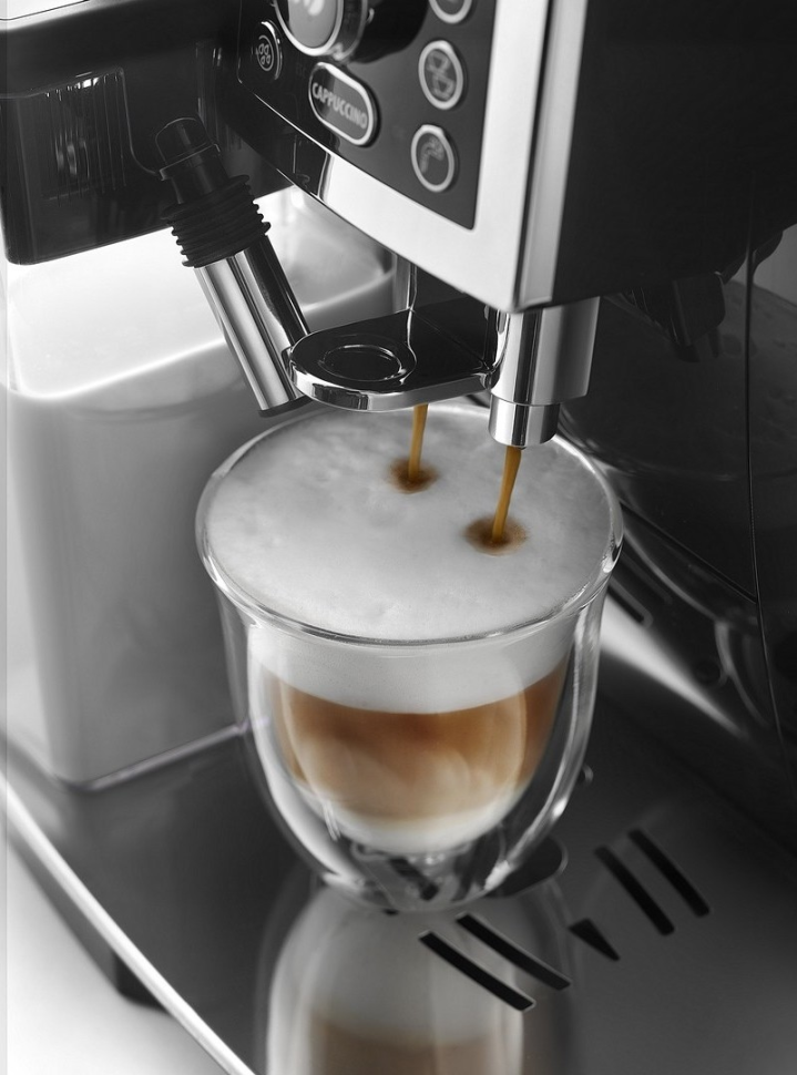 Кофемашина с правильным капучинатором. Кофемашина Delonghi ECAM 23.460 B Cappuccino. Кофемашина Delonghi ECAM23.460.B. Кофемашина de'Longhi ECAM 23.460. Delonghi ECAM 23.460.B.