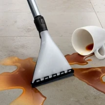 Пылесос Bosch BWD420HYG, функция сбора жидкостей, регулятор мощности на корпусе