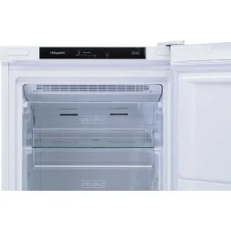 Морозильная камера Hotpoint-Ariston HFZ 5151 W 