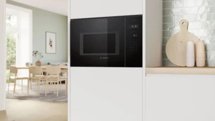 Встраиваемая микроволновая печь Bosch BEL454MB1F, 25л, 900Вт, черный